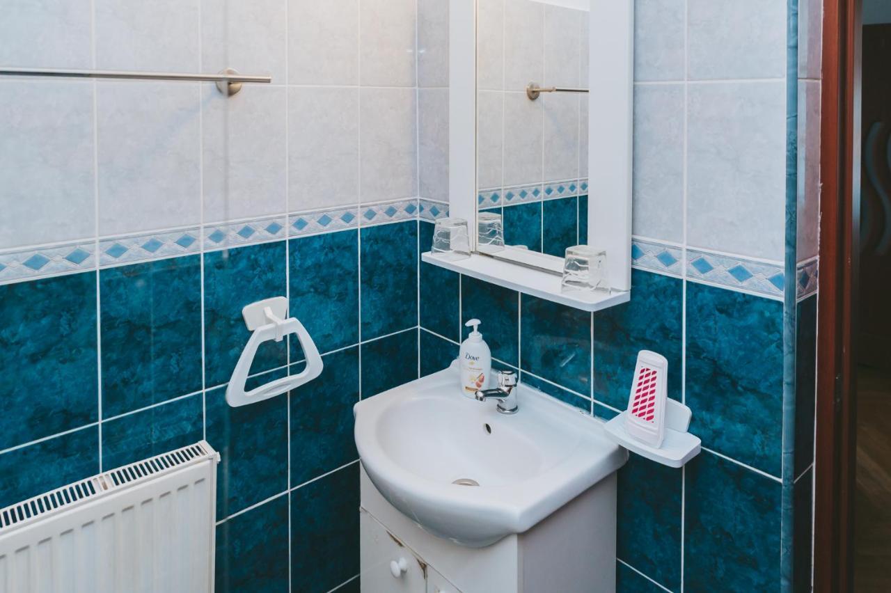 Casa Vinco Vici Hotel Turda Eksteriør billede