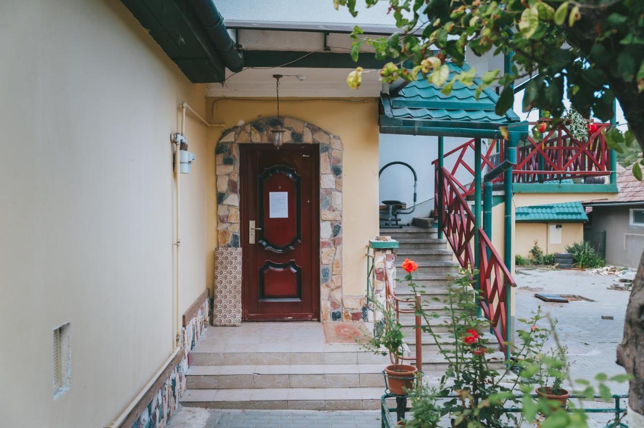 Casa Vinco Vici Hotel Turda Eksteriør billede