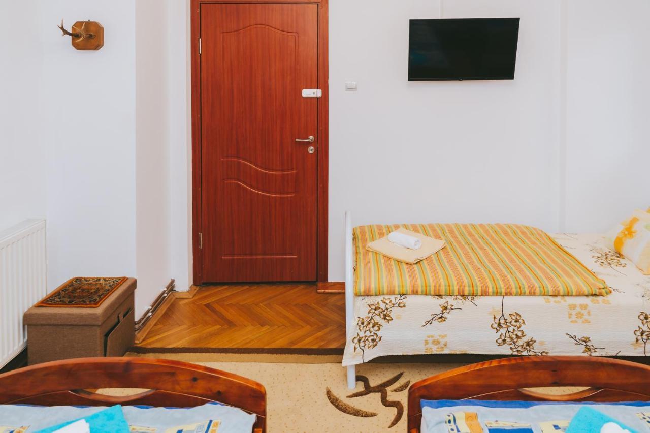 Casa Vinco Vici Hotel Turda Eksteriør billede