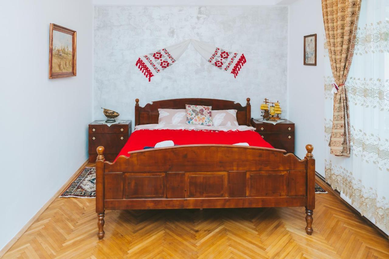 Casa Vinco Vici Hotel Turda Eksteriør billede